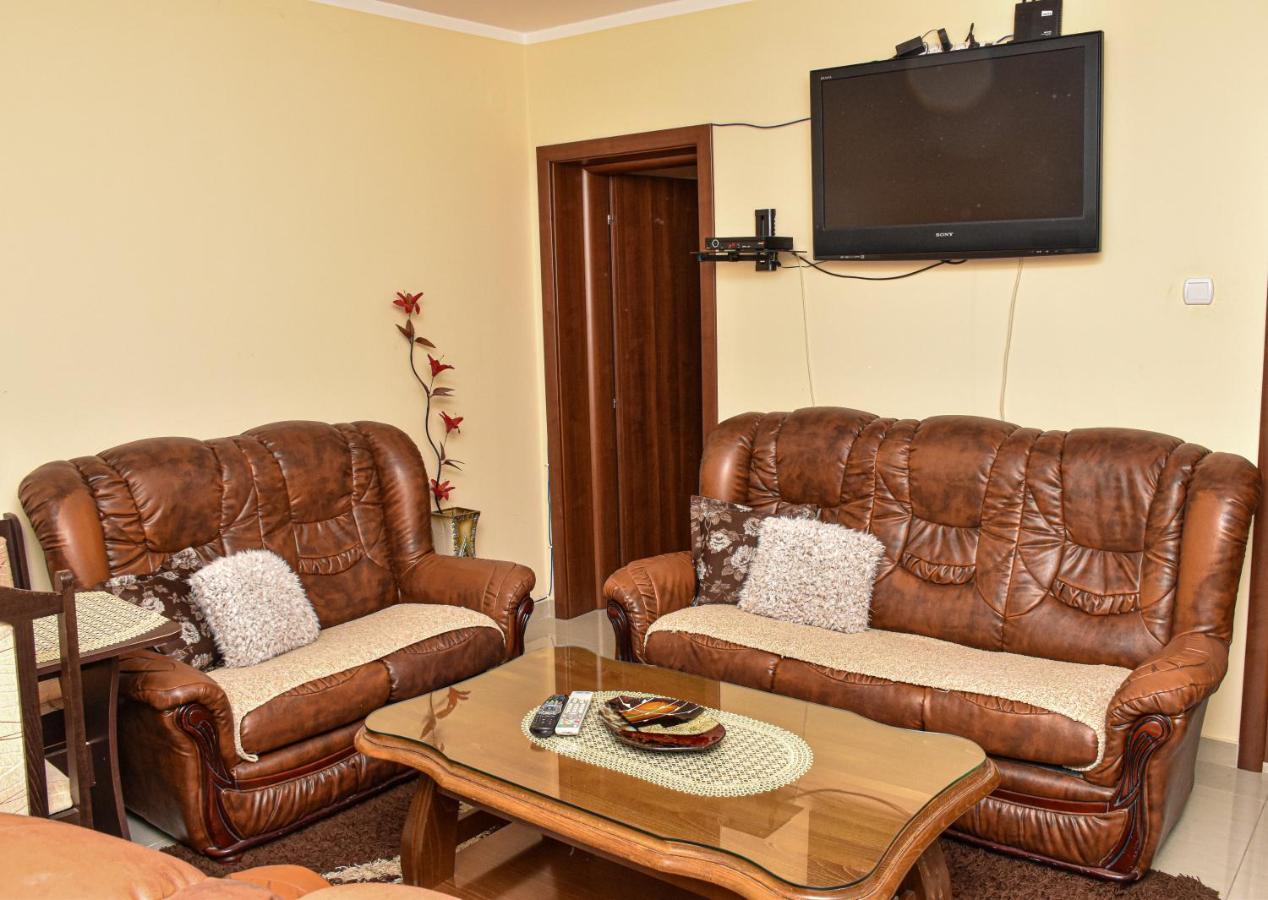 Apartments Simun โกตอร์ ภายนอก รูปภาพ